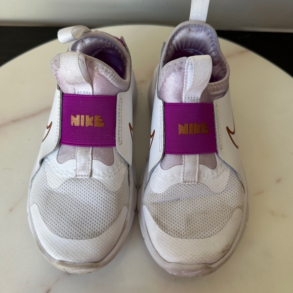 Nike Toddler girls Flex Runner 2 Slip on Sneakers no laces 11c - Picture 4 of 9